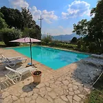 Casa vacanze In With Pool