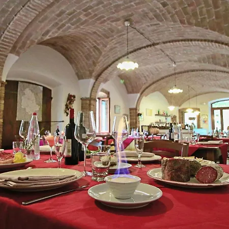 In With Pool Umbertide